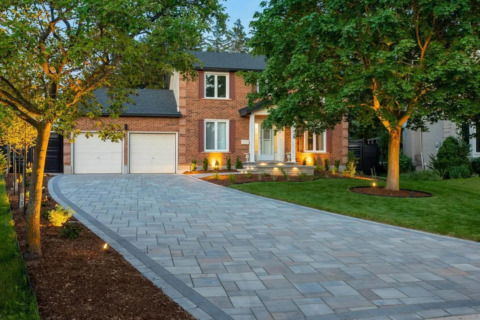 Landscaping-Services-in-Dundas